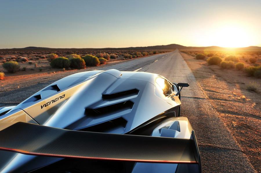  Lamborghini Veneno 2014 года  (фото 5 из 61)